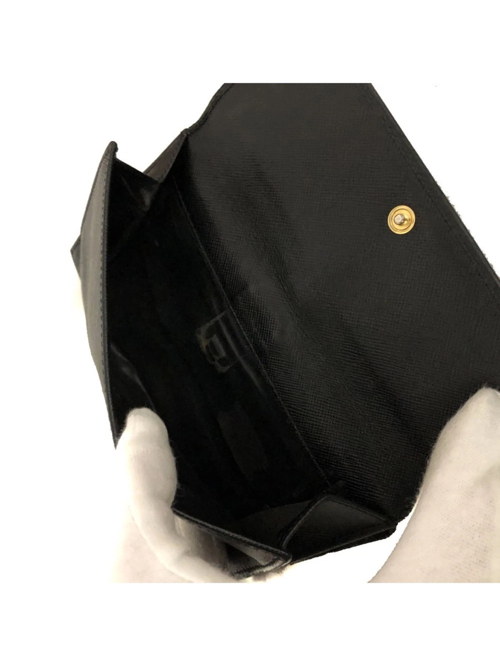 Salvatore Ferragamo Gancini Medium Continental Wallet in Saffiano Leather👝 - Picture 6 of 8